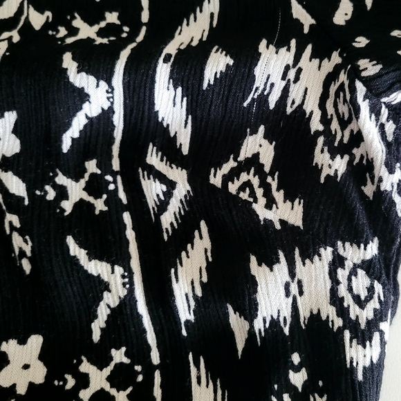 Bila Bohemian Style 3/4 Sleeve Blouse - Picture 3 of 6